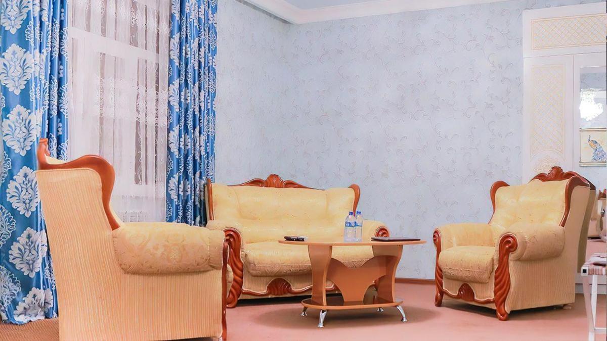 Reikartz Modarixon بخارى المظهر الخارجي الصورة
